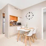 Marinasunbeach Canovas Playa Торевьиа