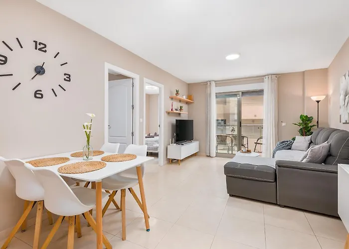 Marinasunbeach Canovas Playa 公寓 *